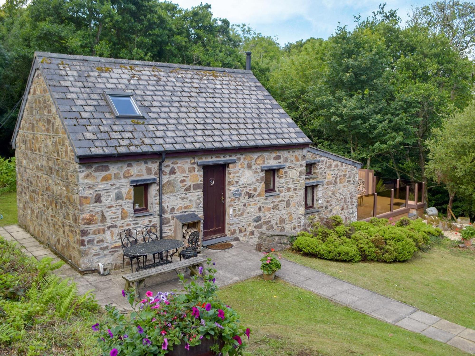 Keepers Nook - Dinas Country Club Villa Exterior photo